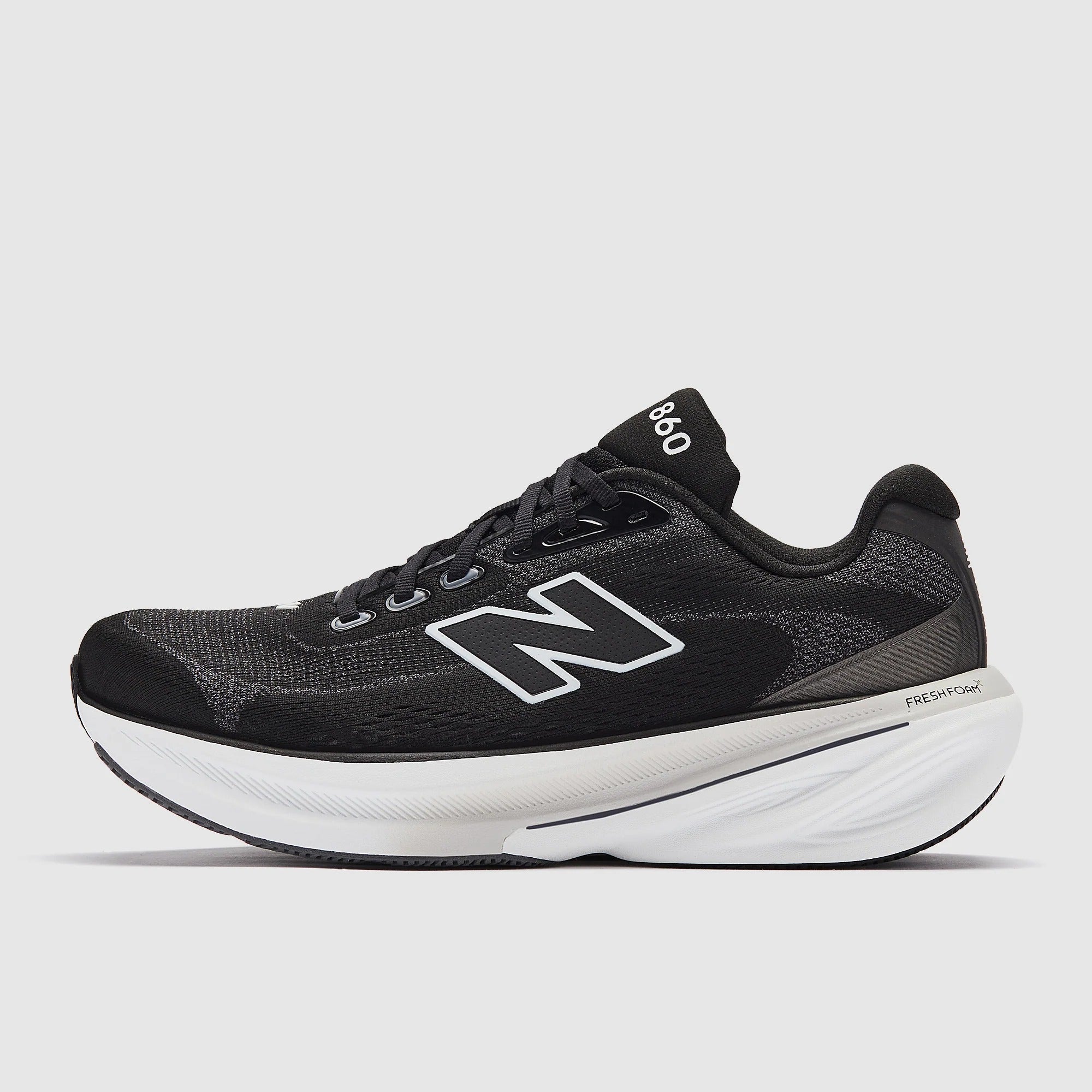 New Balance 860 v15