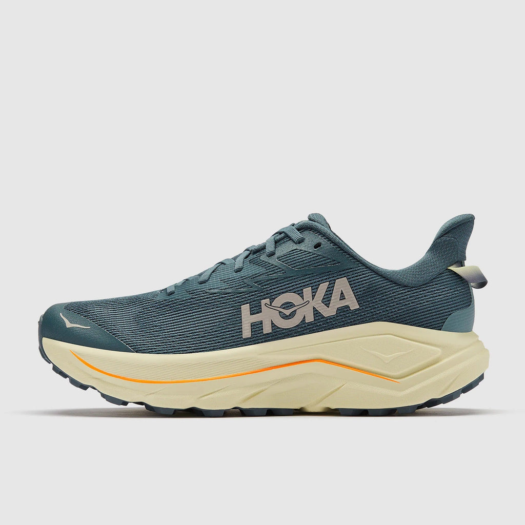 HOKA Challenger 8