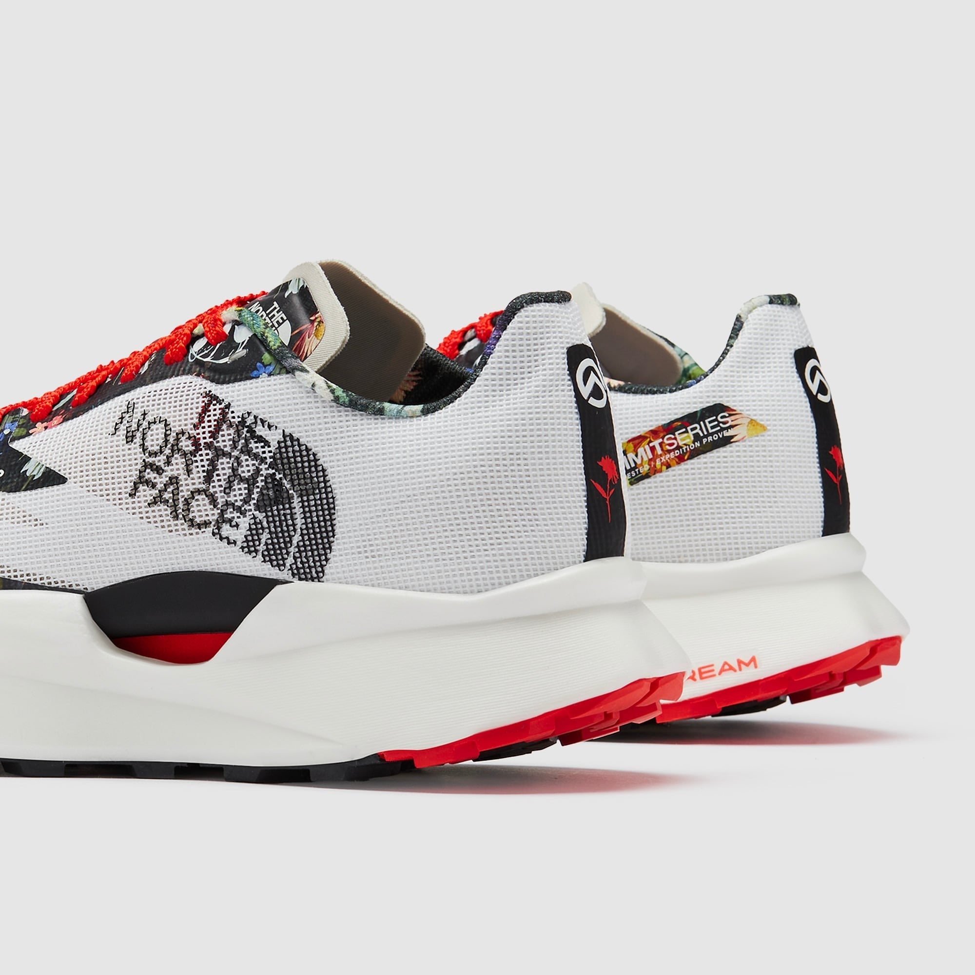 The North Face Summit Vectiv Pro 3 Race Edition