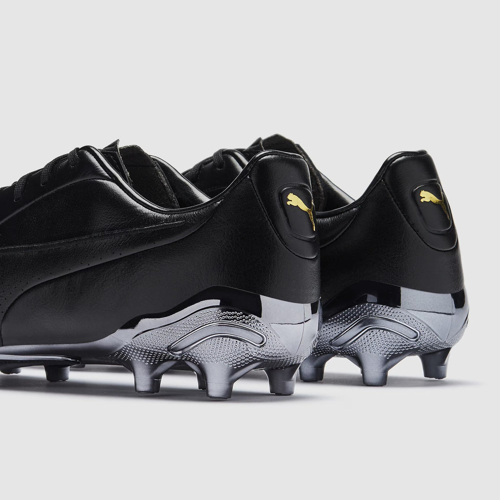 Puma King Platinum FG/AG x Pantera Negra