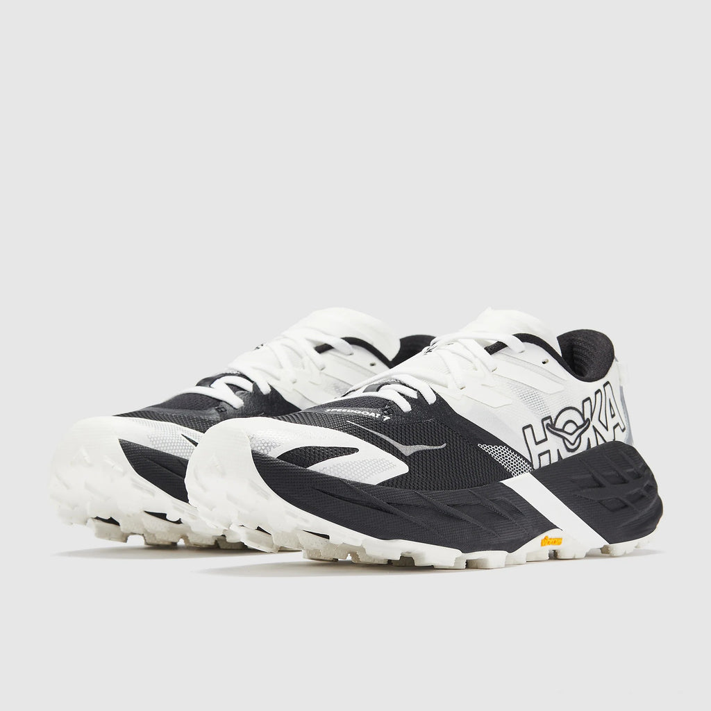 Hoka Speedgoat 7